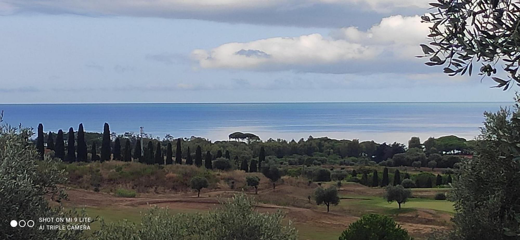 Agriturismo Poggio All'Olivo Follonica Exteriör bild